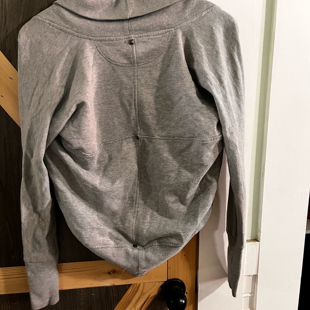 Cardigan - Picture 2 of 3